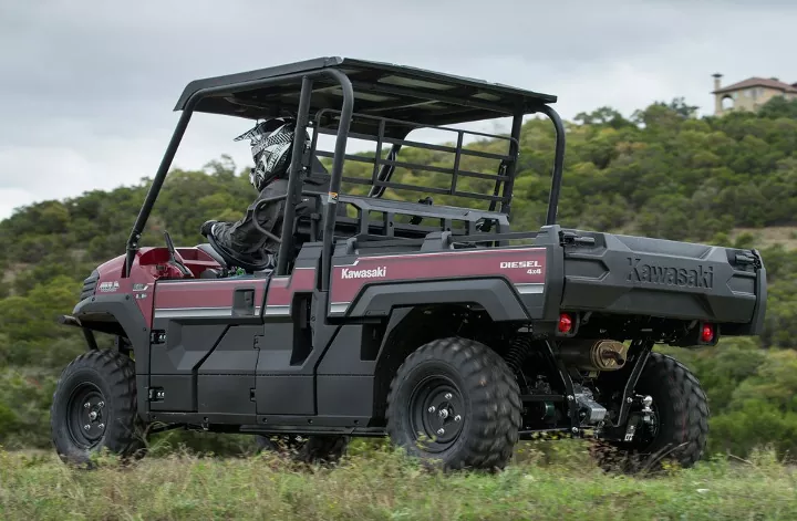 2016-kawasaki-mule-pro-dxt-diesel-eps-le-2-1