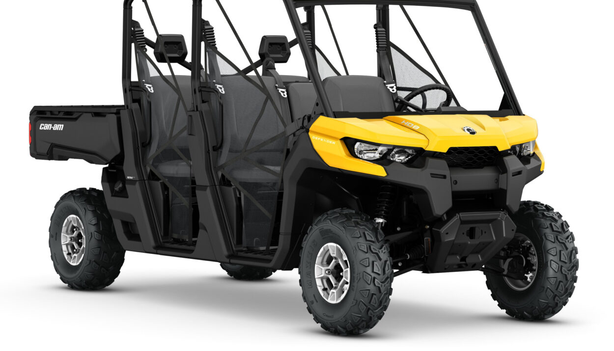2017-can-am-defender-max-dps-hd8-1