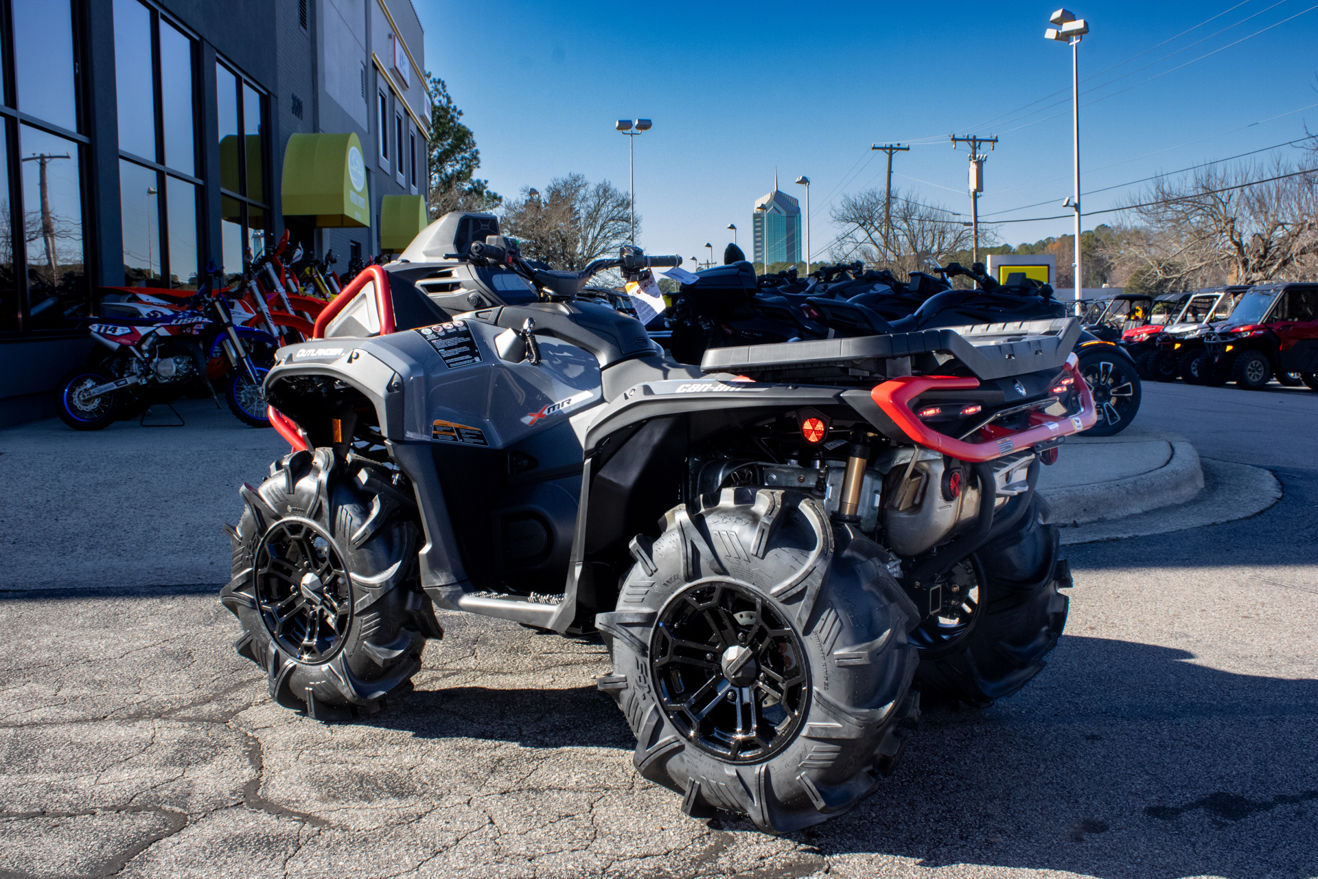 2017-can-am-outlander-x-mr-850-2