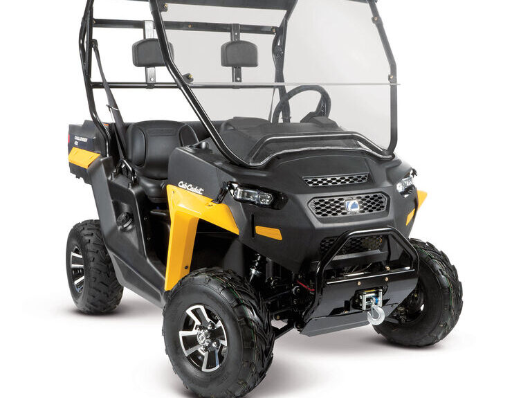 2017-cub-cadet-challenger-400lx-1