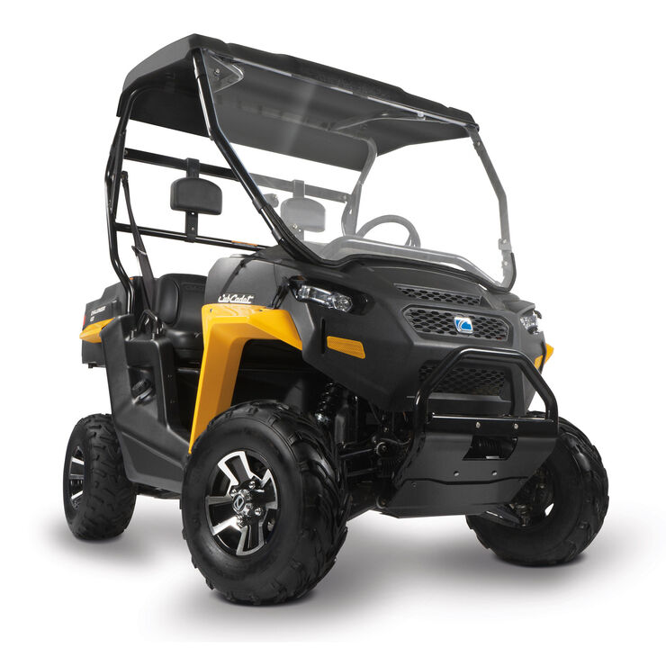 2017-cub-cadet-challenger-400lx-2