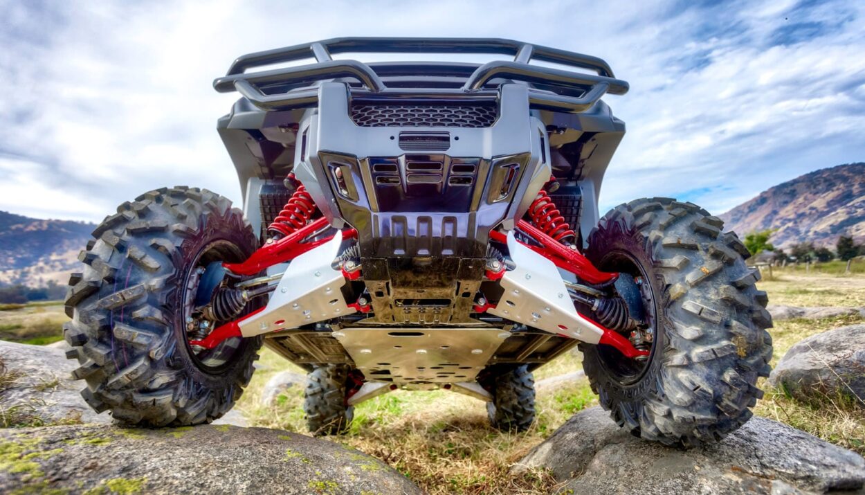 2017-honda-pioneer-1000-le-1