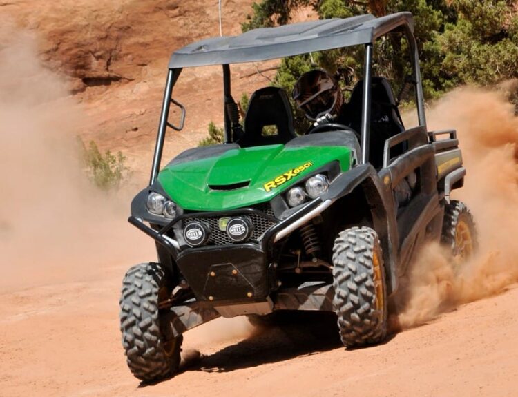 2017-john-deere-gator--rsx-860i-1