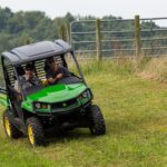 2017-john-deere-gator--xuv560-s4-1