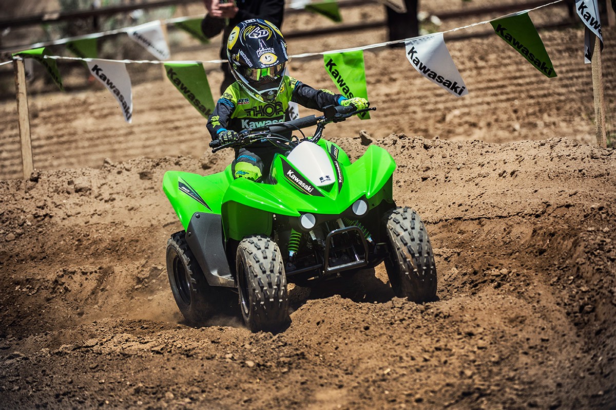 2017-kawasaki-kfx-90-2