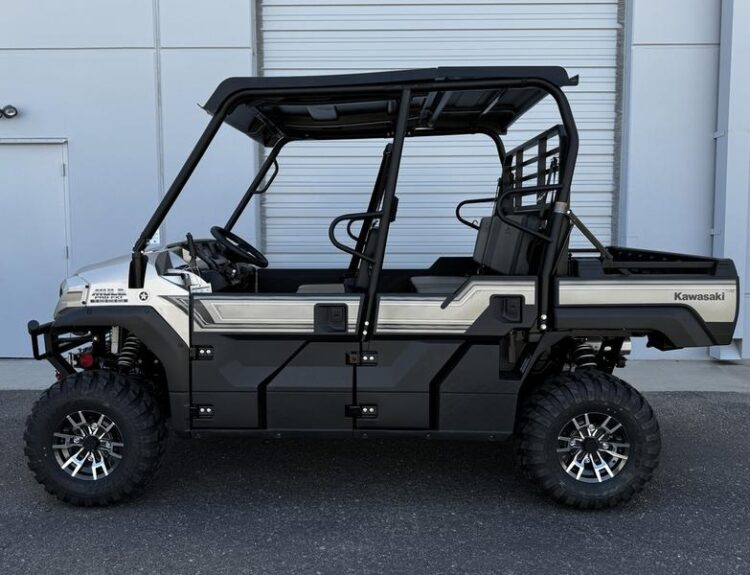 2017-kawasaki-mule--pro-fxt--ranch-edition-1