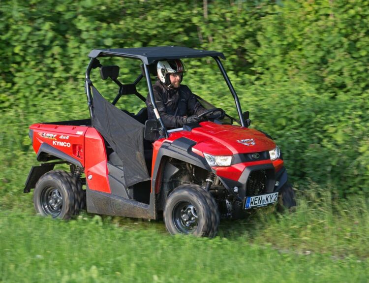 2017-kymco-uxv-450i-1