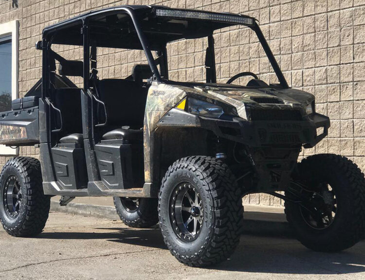 2017-polaris-ranger-crew--xp-900-1