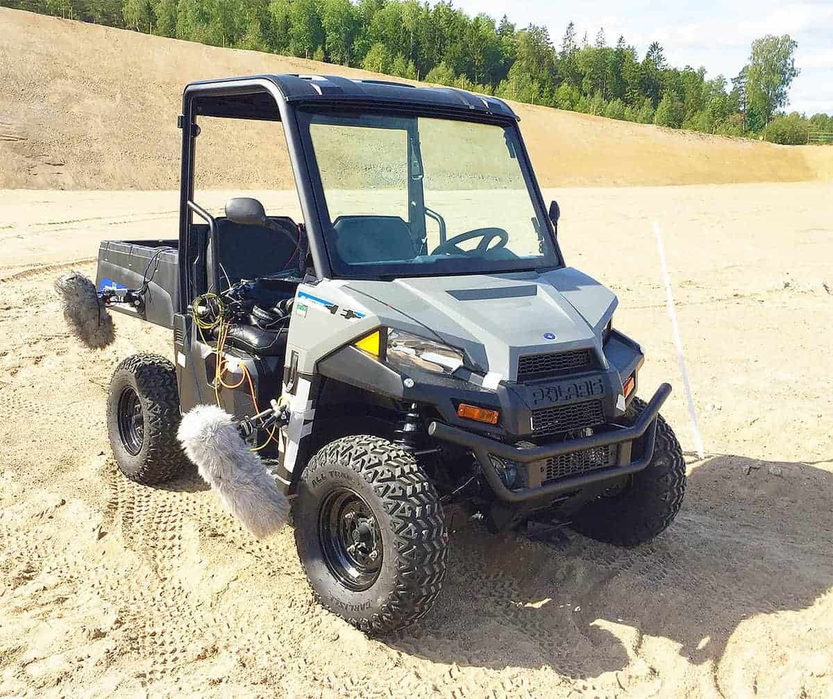 2017-polaris-ranger-ev-2