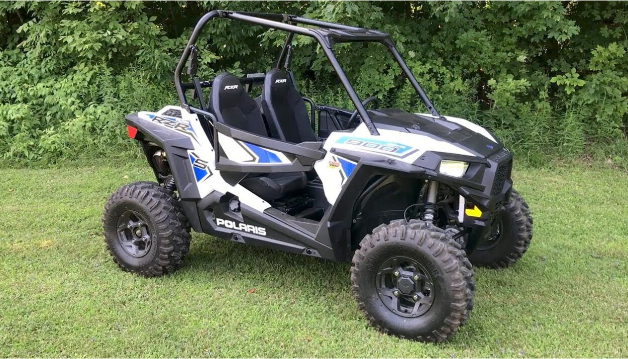 2017-polaris-rzr--s-900-1
