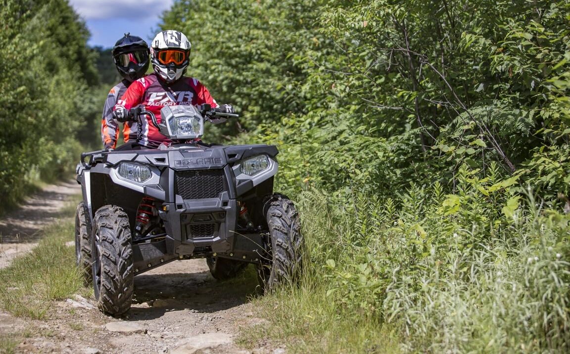 2017-polaris-sportsman--touring-570-1