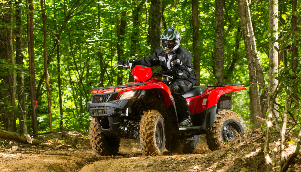 2017-suzuki-kingquad-500-axi-power-steering-1