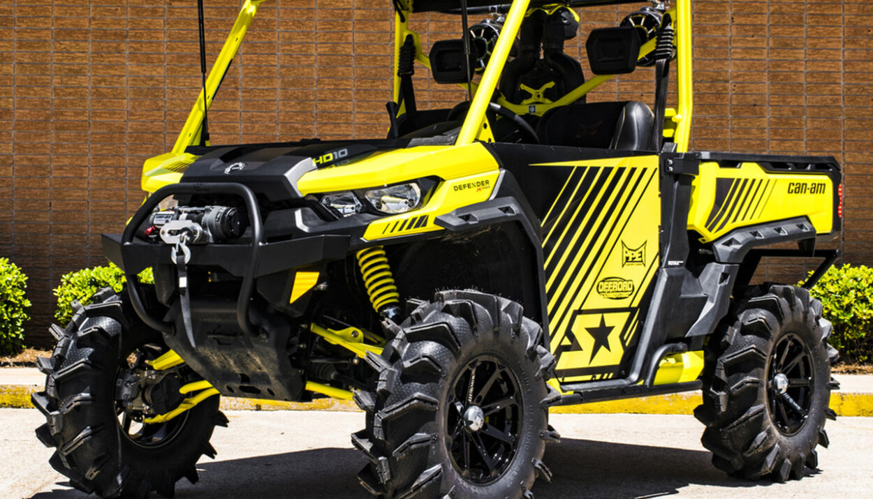 2018-can-am-defender-hd10-1