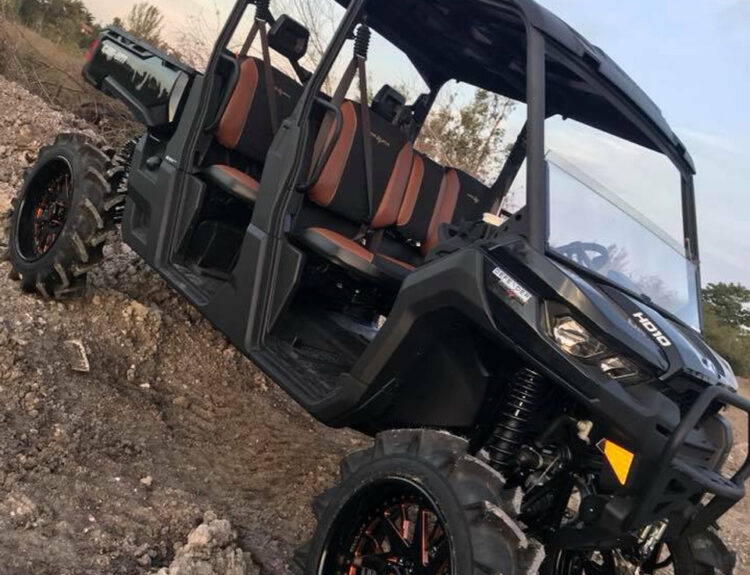 2018-can-am-defender-max-lone-star-1