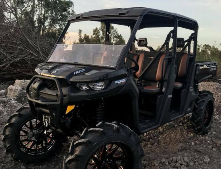 2018-can-am-defender-max-lone-star-1