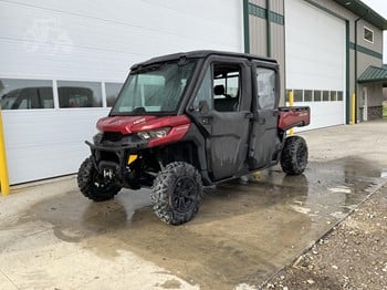 2018-can-am-defender-max-xt-cab-hd10-1