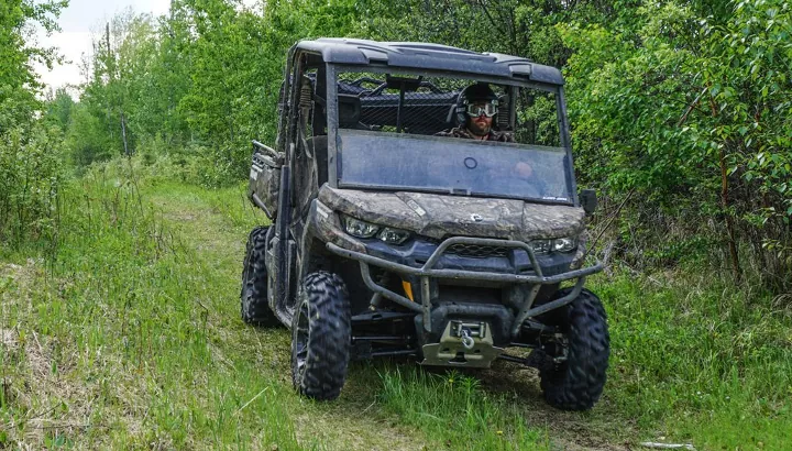 2018-can-am-defender-mossy-oak-hunting-edition-hd10-2