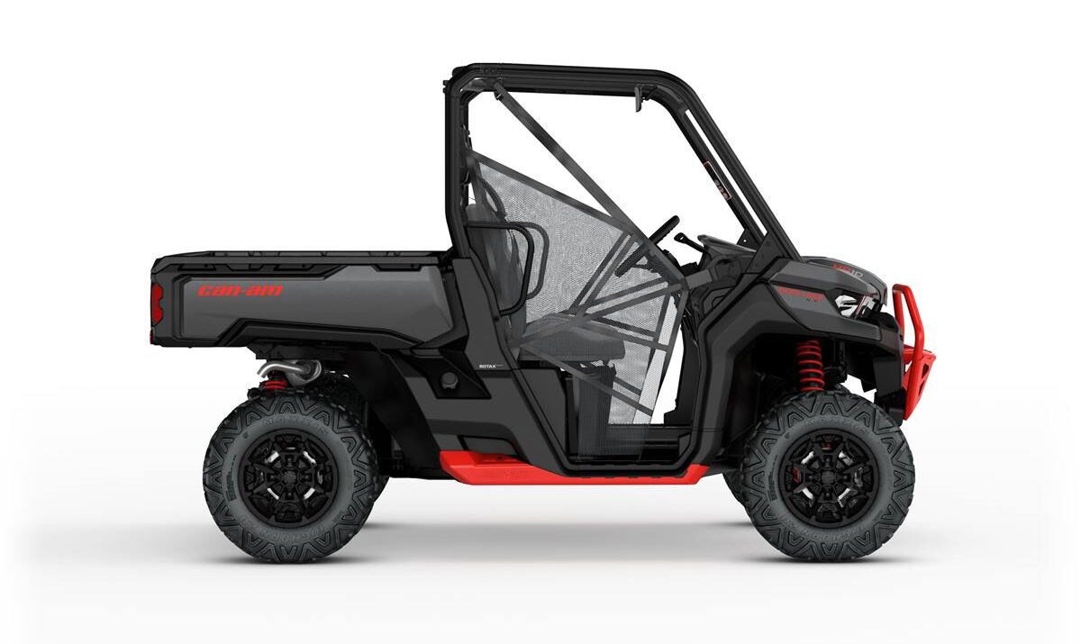 2018-can-am-defender-xt-p-hd10-1