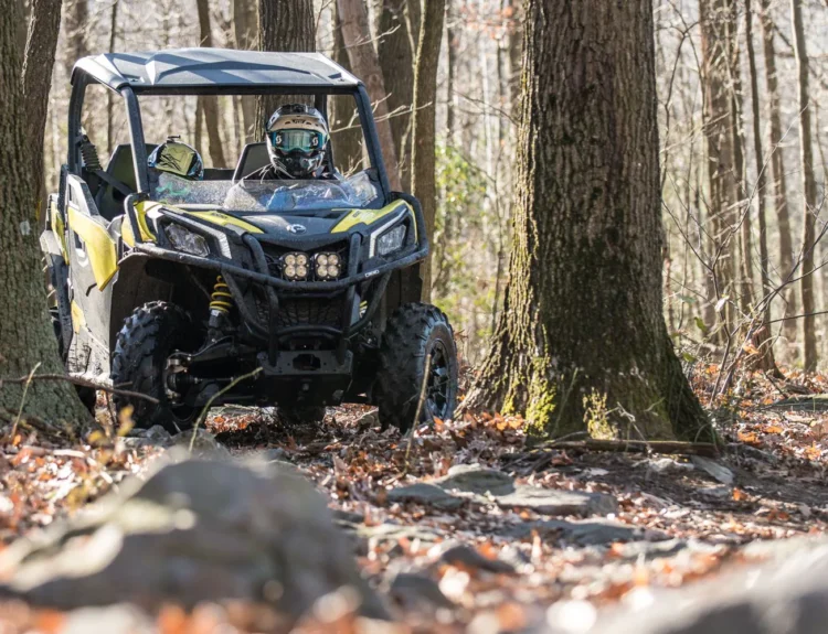 2018-can-am-maverick--trail-dps-1000-1