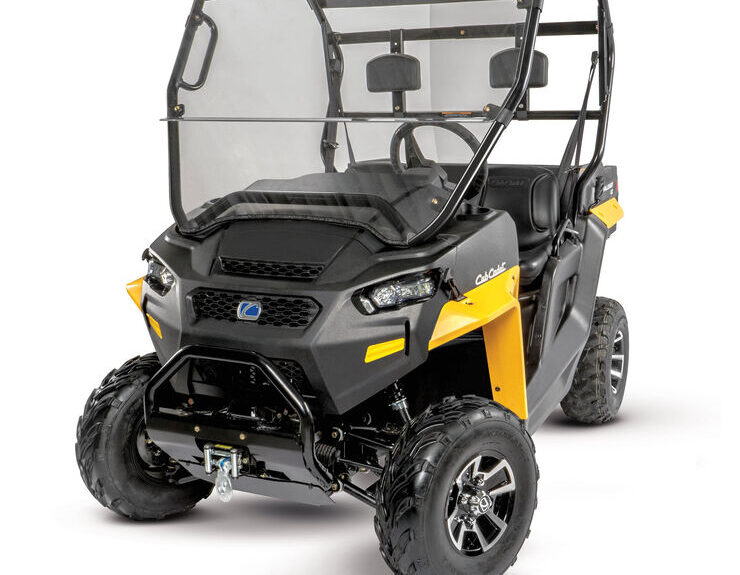 2018-cub-cadet-challenger-400lx-1