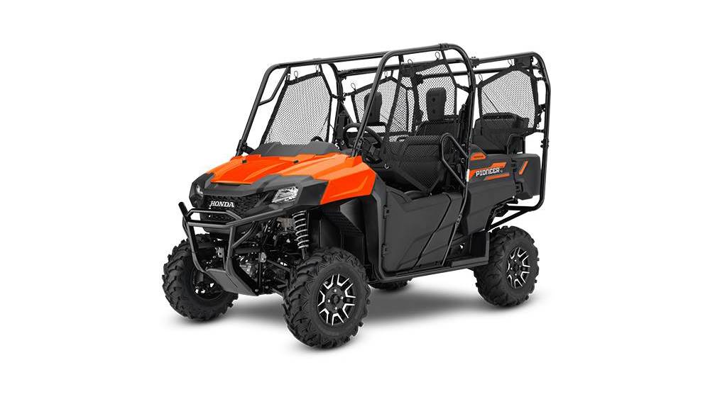 2018-honda-pioneer-700-4-deluxe-2