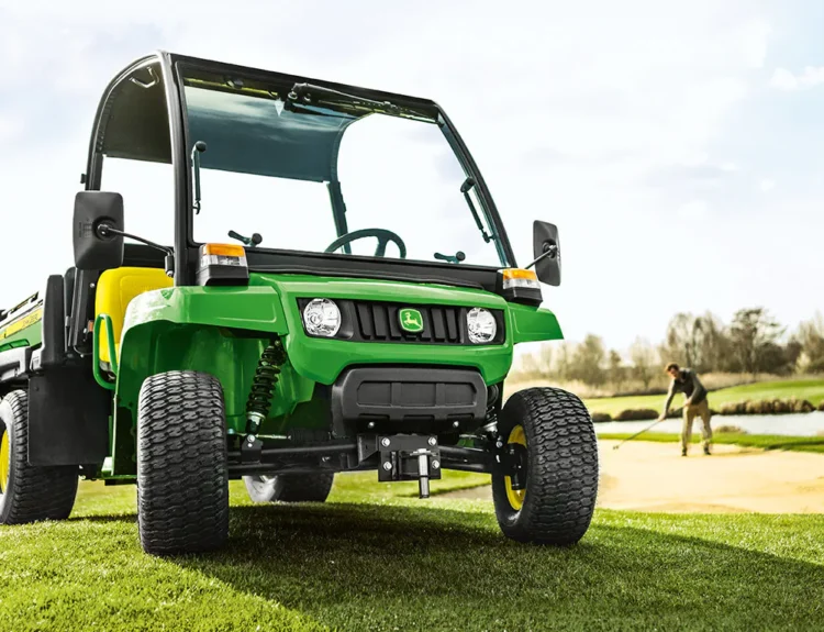 2018-john-deere-gator--te-4x2-electric-1