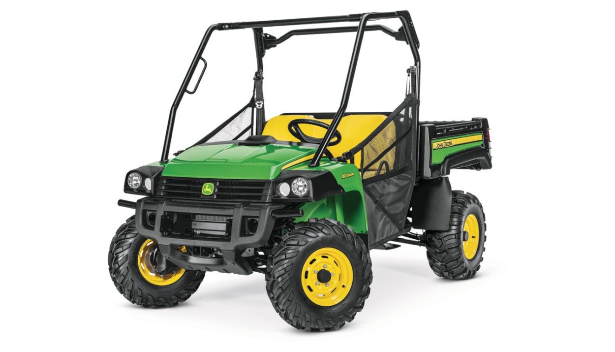2018-john-deere-gator--xuv825m-1