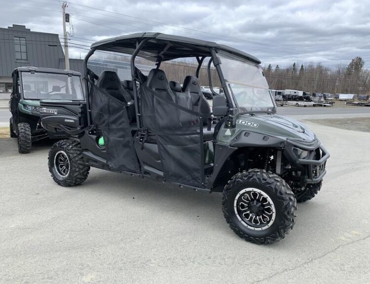 2018-mahindra-retriever-crew-series-750-gas-1