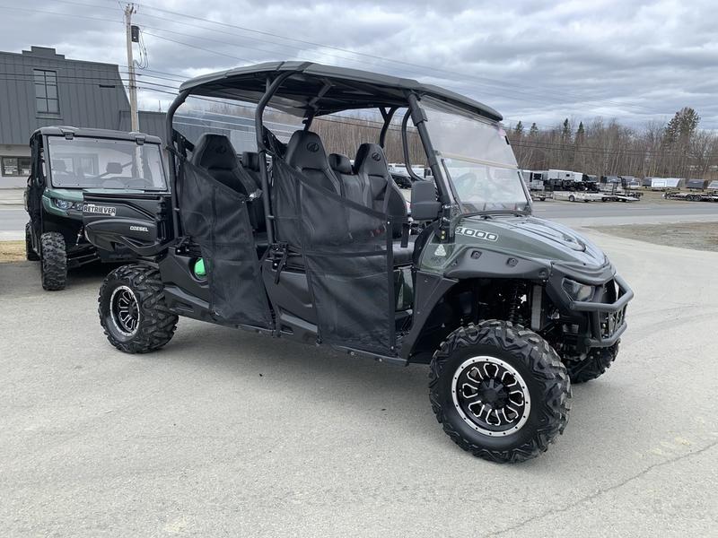 2018-mahindra-retriever-crew-series-750-gas-1