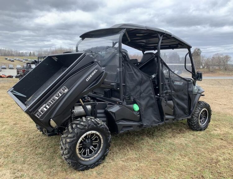2018-mahindra-retriever-standard-series-1000-diesel-flexhauler-1