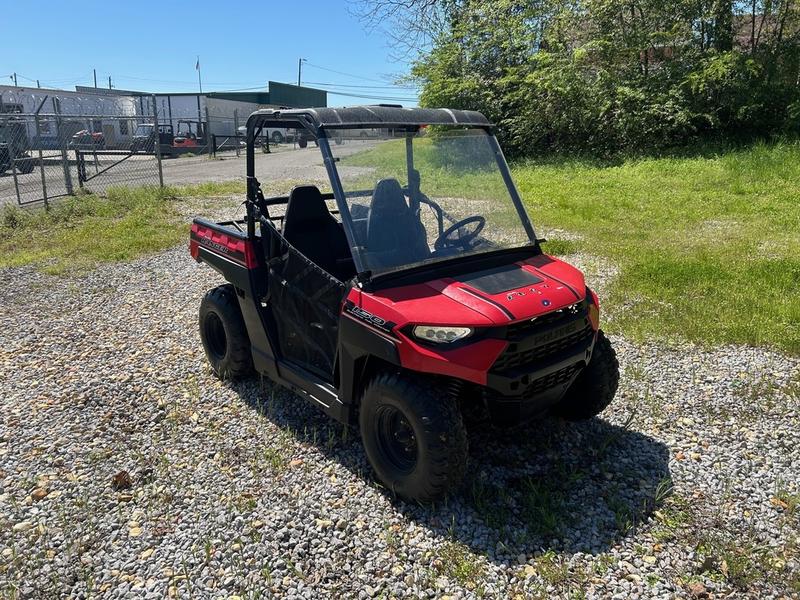 2018-polaris-ranger--150-efi-1