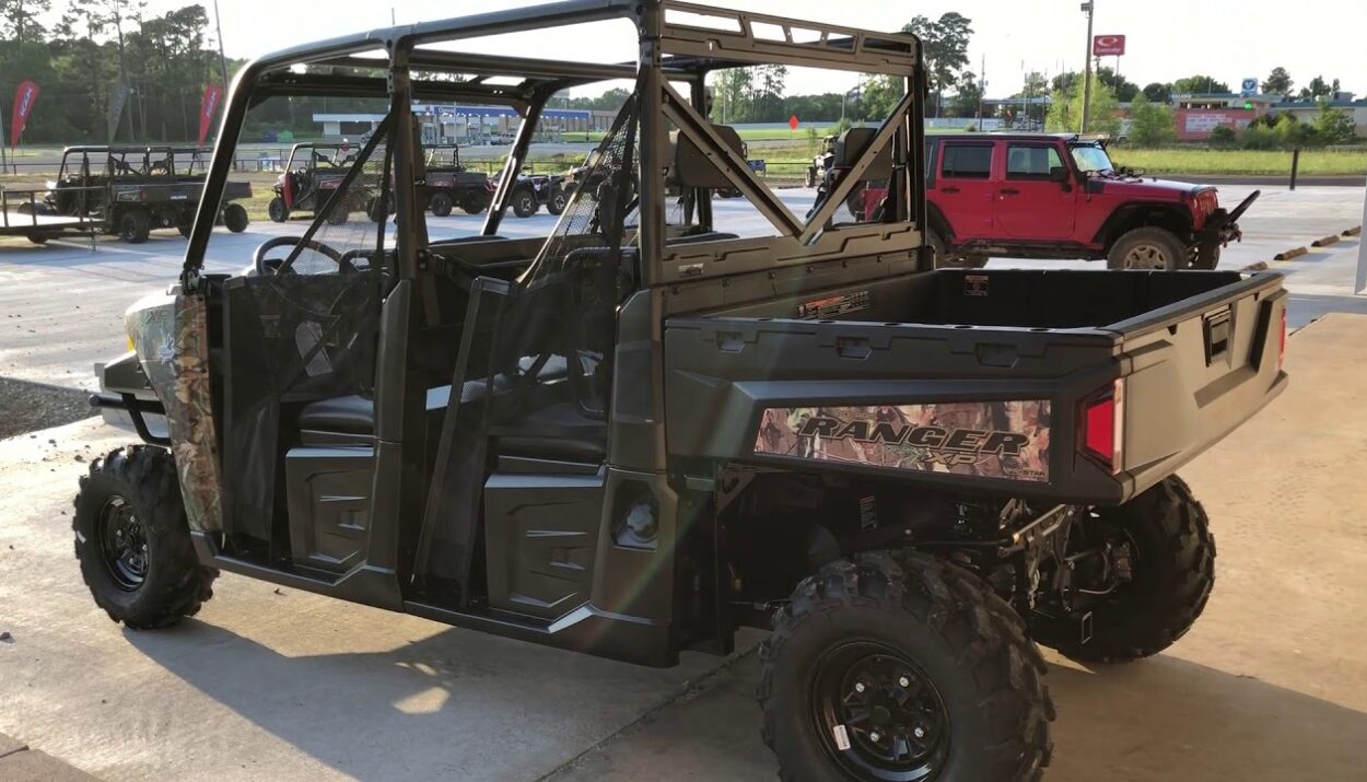 2018-polaris-ranger-crew--xp-900-1