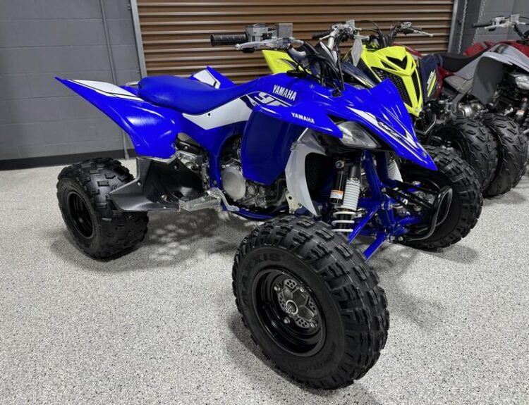 2018-yamaha-yfz-450r-se-1