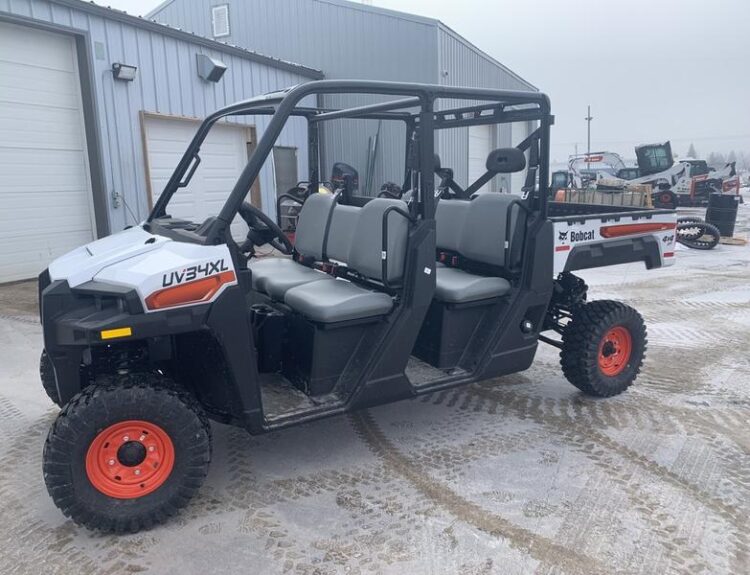 2020-bobcat-3400xl-gas-1