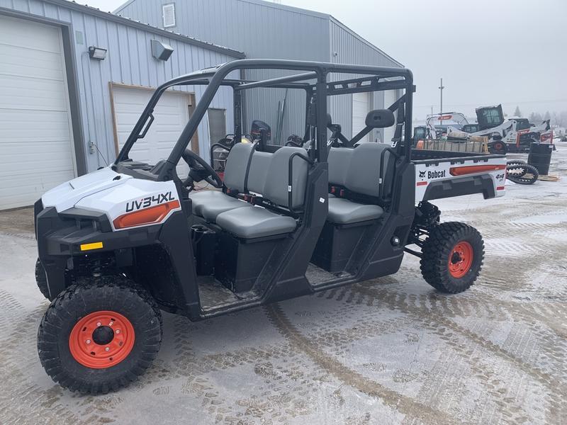 2020-bobcat-3400xl-gas-1