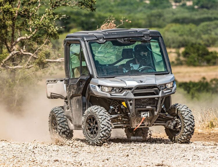 2020-can-am-defender-limited-hd10-1