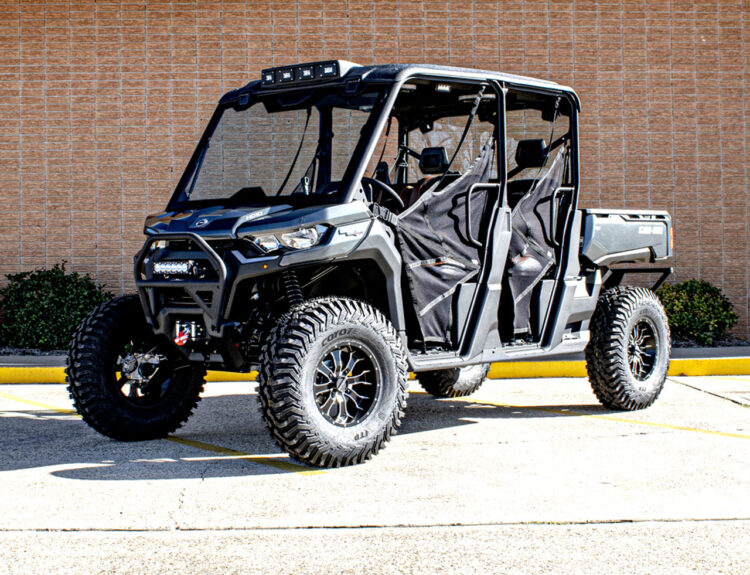 2020-can-am-defender-max-lone-star-1