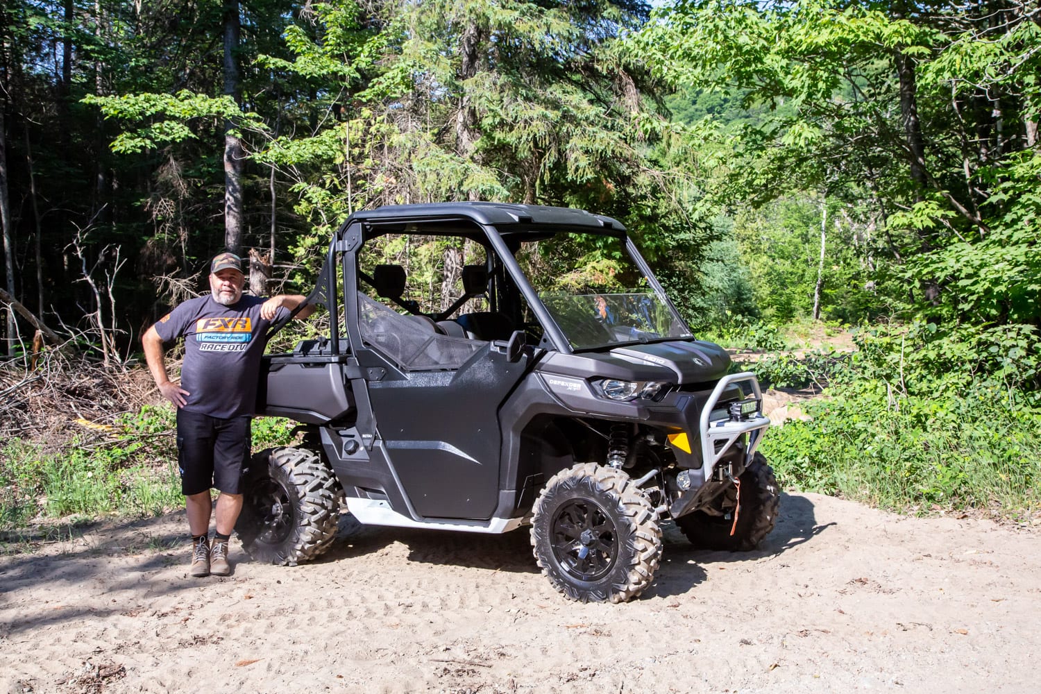 2020-can-am-defender-xt-p-hd10-2
