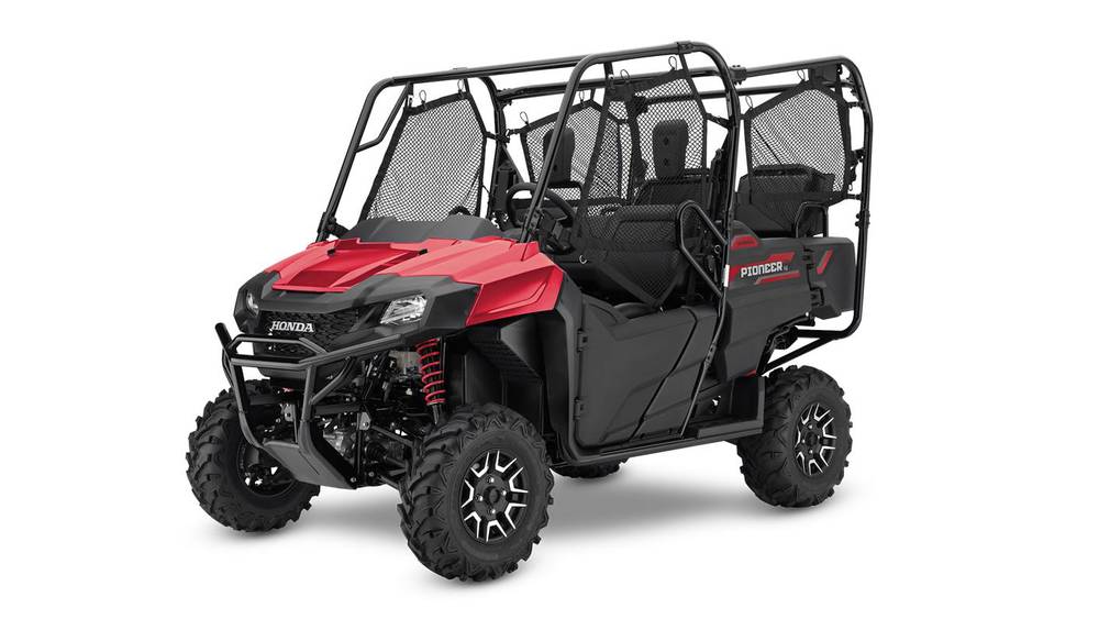 2020-honda-pioneer-700-4-deluxe-1