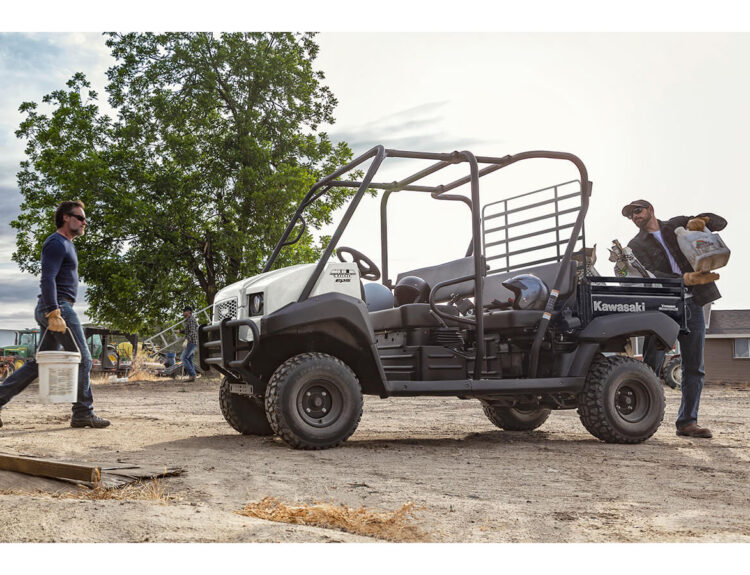 2020-kawasaki-mule--4000-trans-1