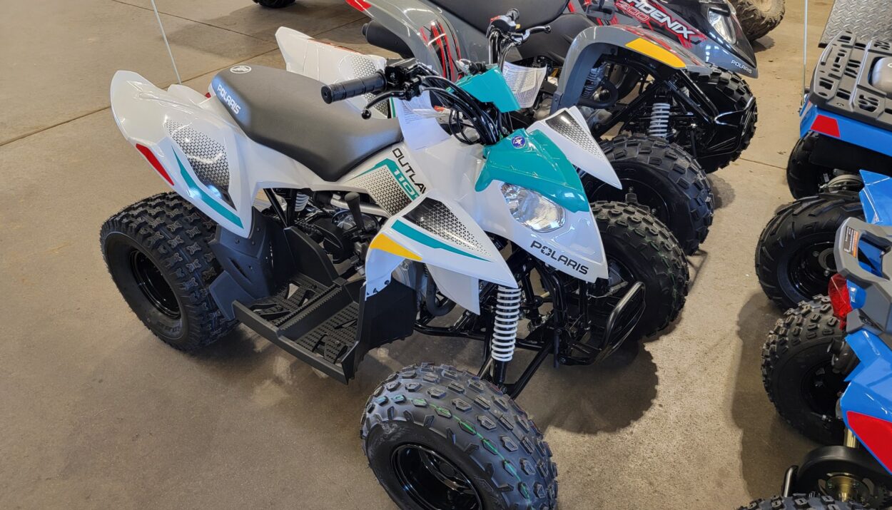 2020-polaris-outlaw--110-efi-1