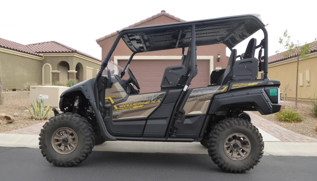 2020-yamaha-wolverine-x4-1