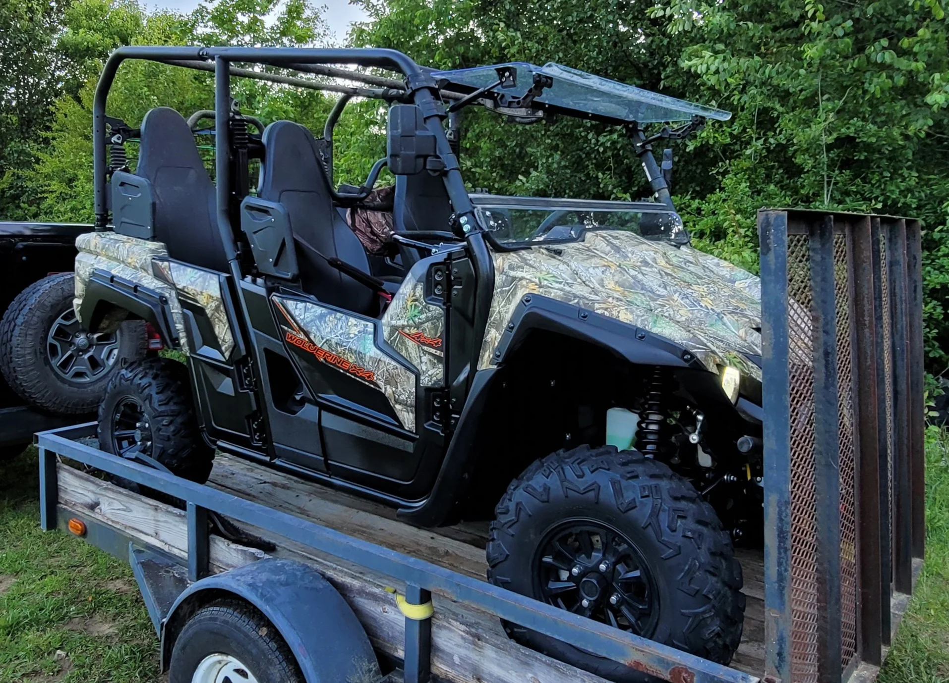 2020-yamaha-wolverine-x4-base-2