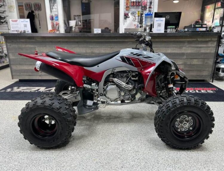 2020-yamaha-yfz-450r-1