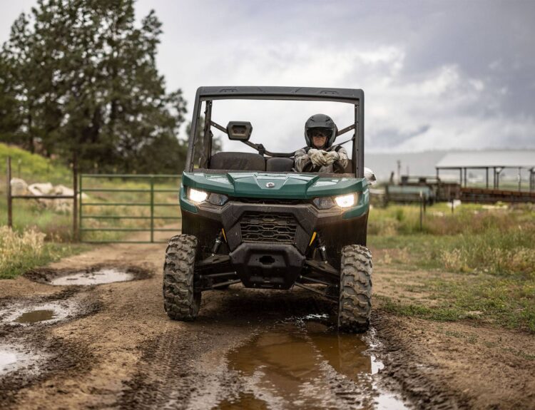2021-can-am-defender-dps-hd5-1