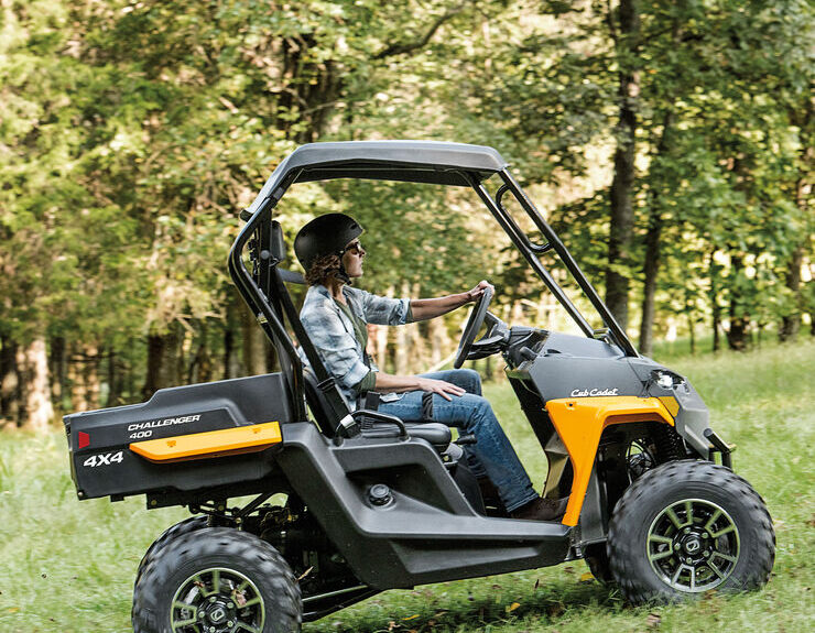 2021-cub-cadet-challenger-400-1