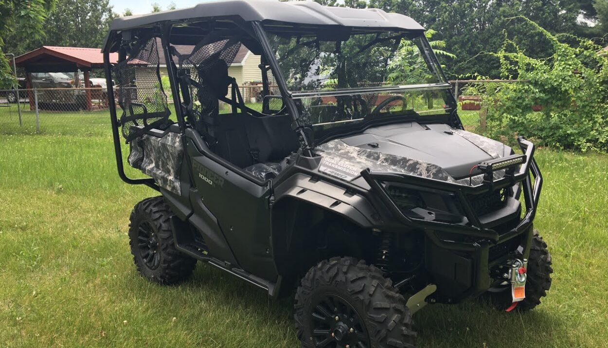2021-honda-pioneer-1000-5-special-edition-1