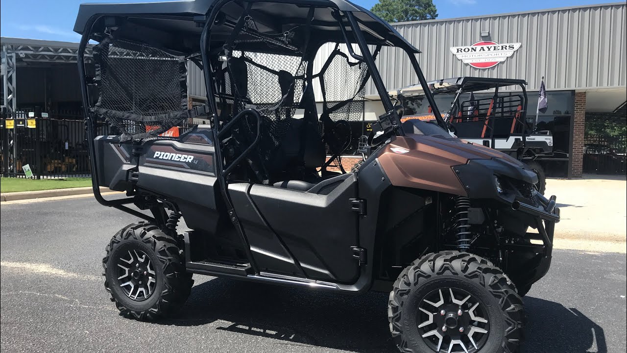 2021-honda-pioneer-700-4-deluxe-2