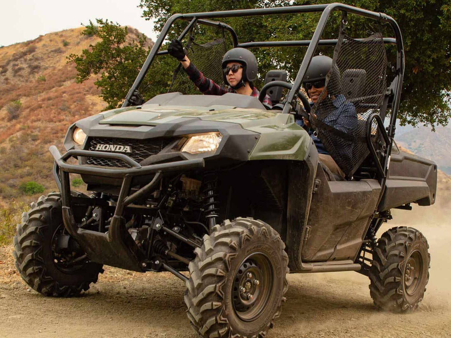 2021-honda-pioneer-700-base-2