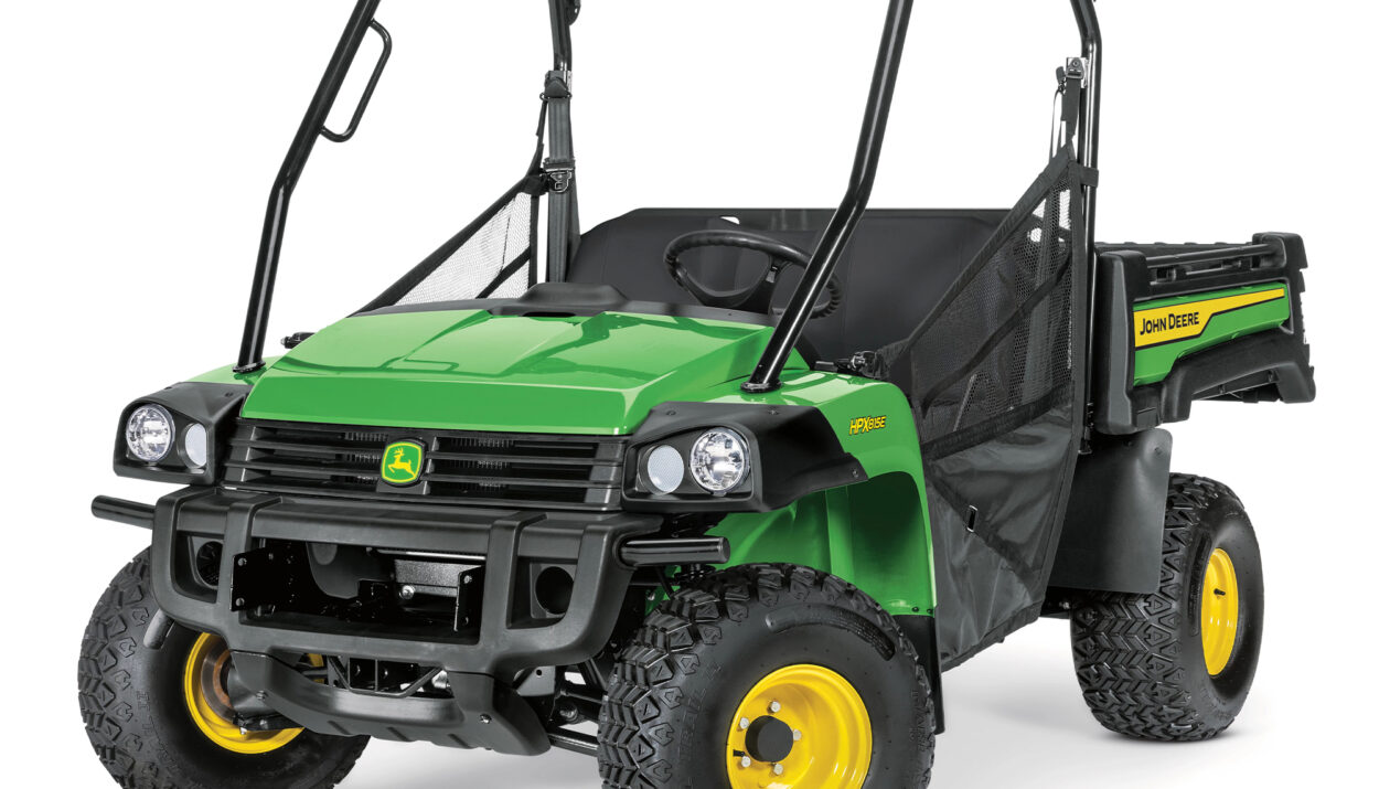2021-john-deere-gator--hpx-815e-1